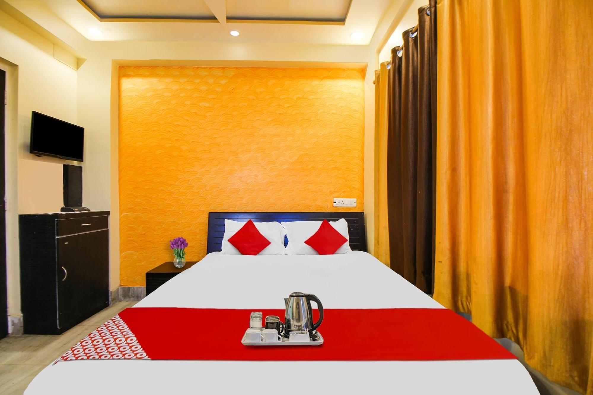Hotel O Ecopark Guest House Calcutta Exteriör bild