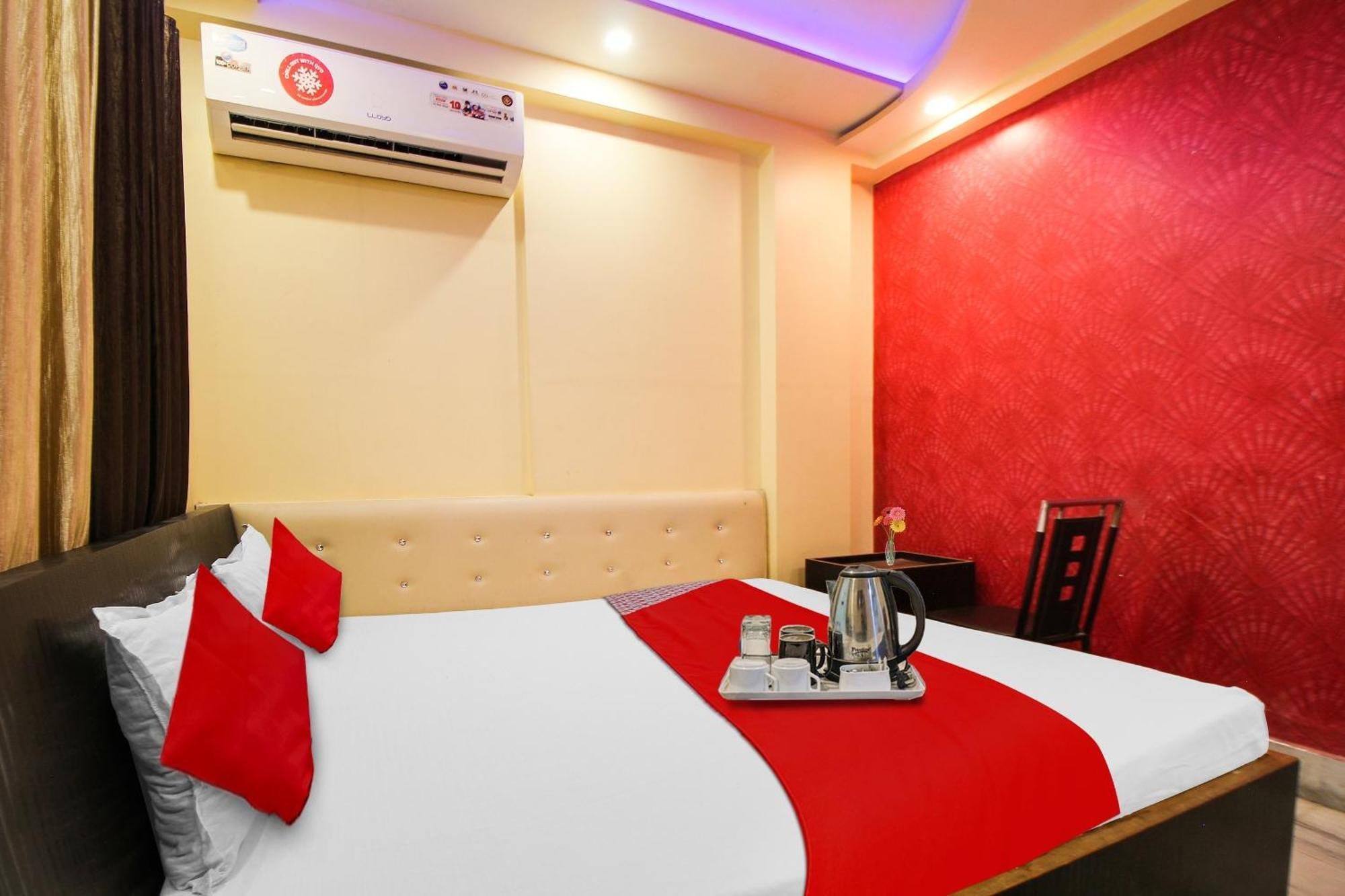 Hotel O Ecopark Guest House Calcutta Exteriör bild