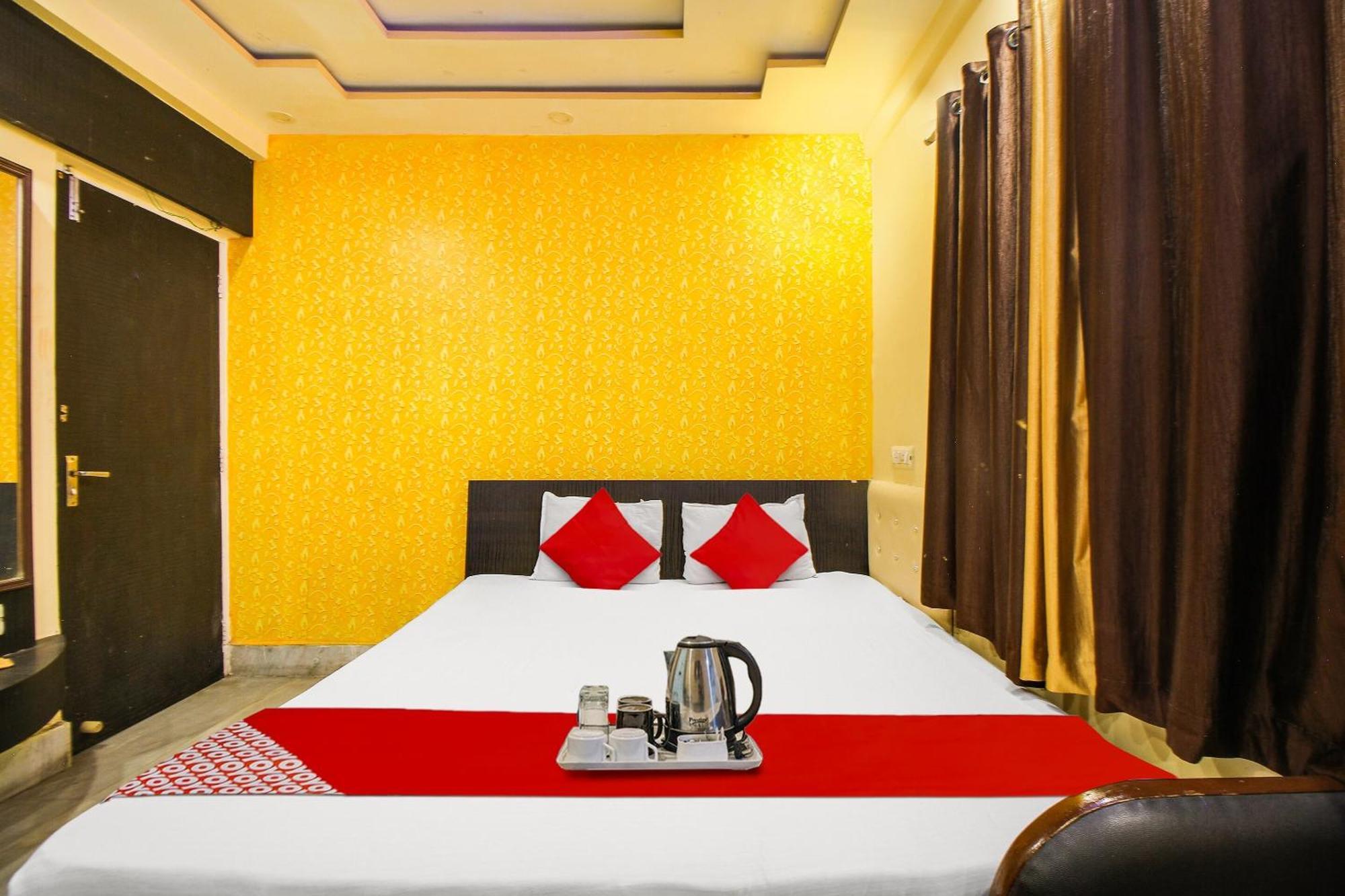 Hotel O Ecopark Guest House Calcutta Exteriör bild